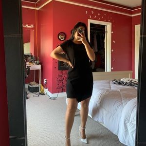 *SOLD*✨2/$20✨ Black T-Shirt Dress